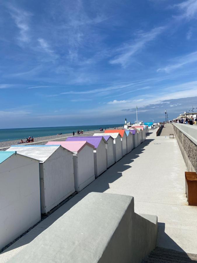 Détente en plein coeur du Tréport ! Le Tréport Esterno foto